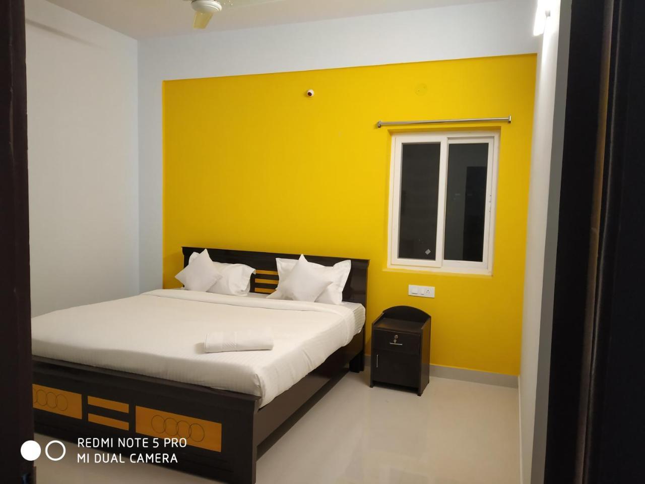 Namaha Stays Hyderabad Exterior foto
